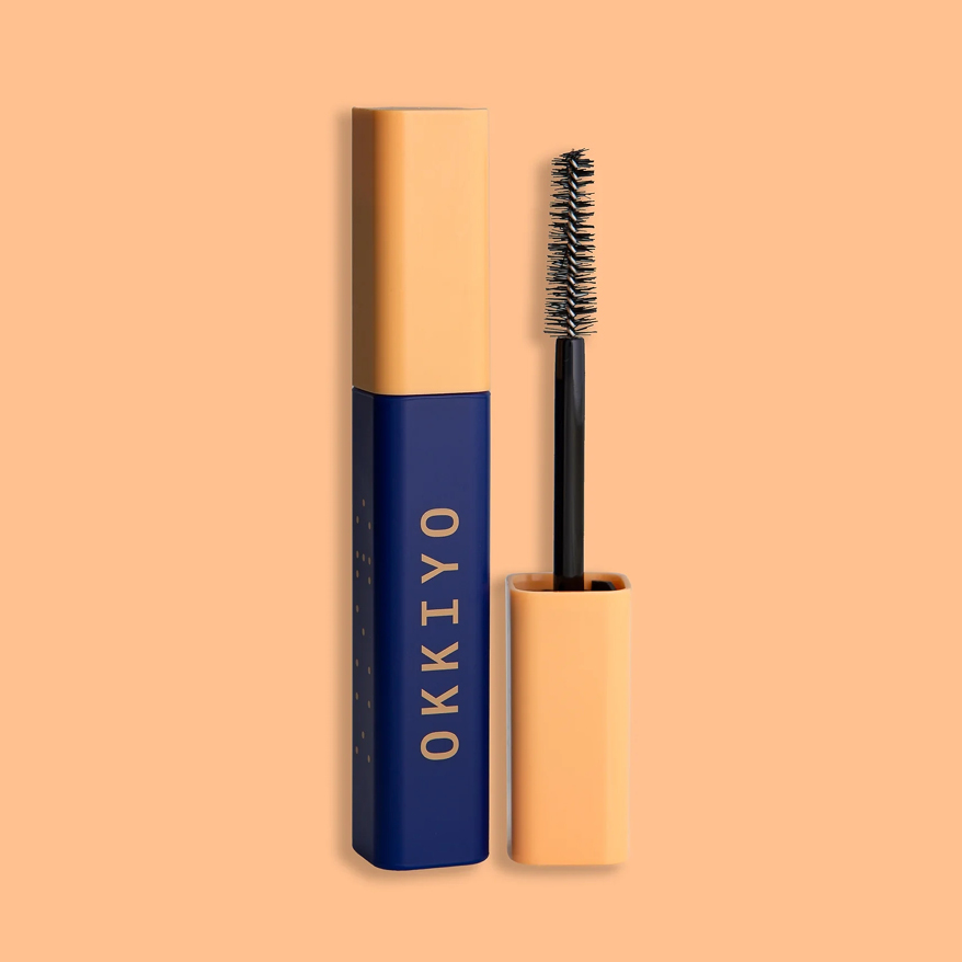 Say hello to luscious lashes with Okkiyo—where every blink makes a statement and every detail is thoughtfully designed.